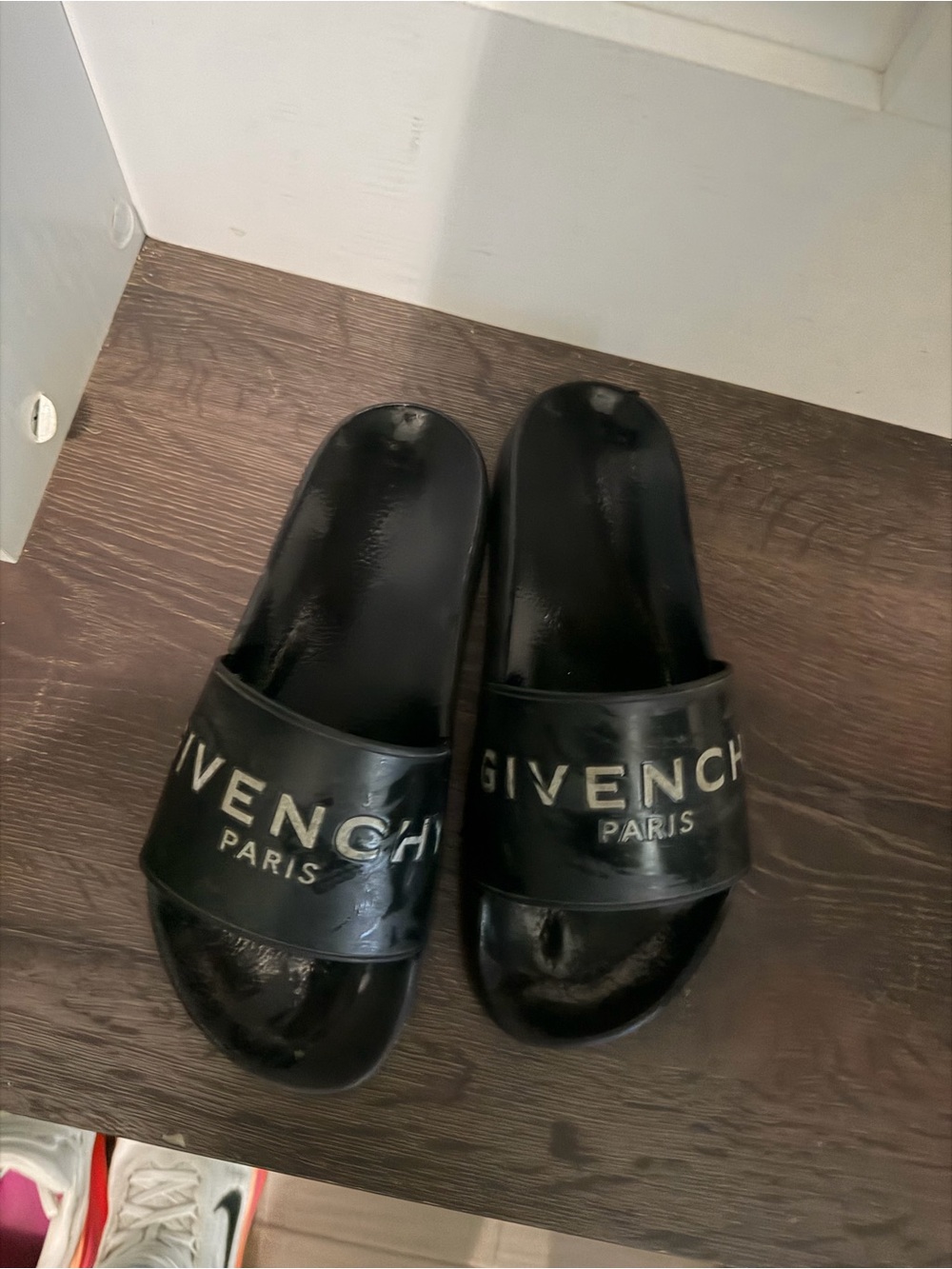 Givenchy Slides - Picture 2 of 2